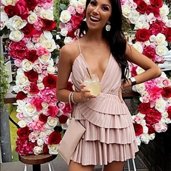 alice mccall Finess Dress In Nude Size USA 10 - Picture 2 of 10